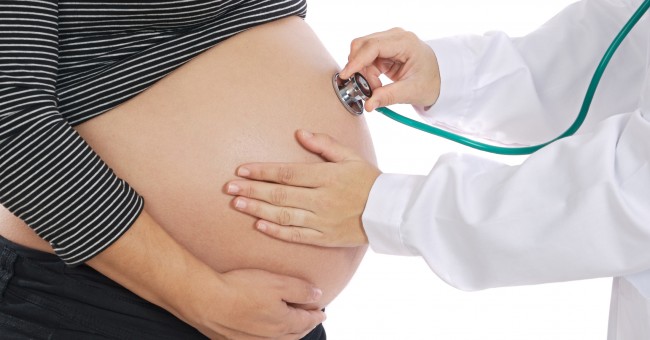 Mujeres embarazadas deben acudir a 5 citas prenatales para prevenir muerte  materna