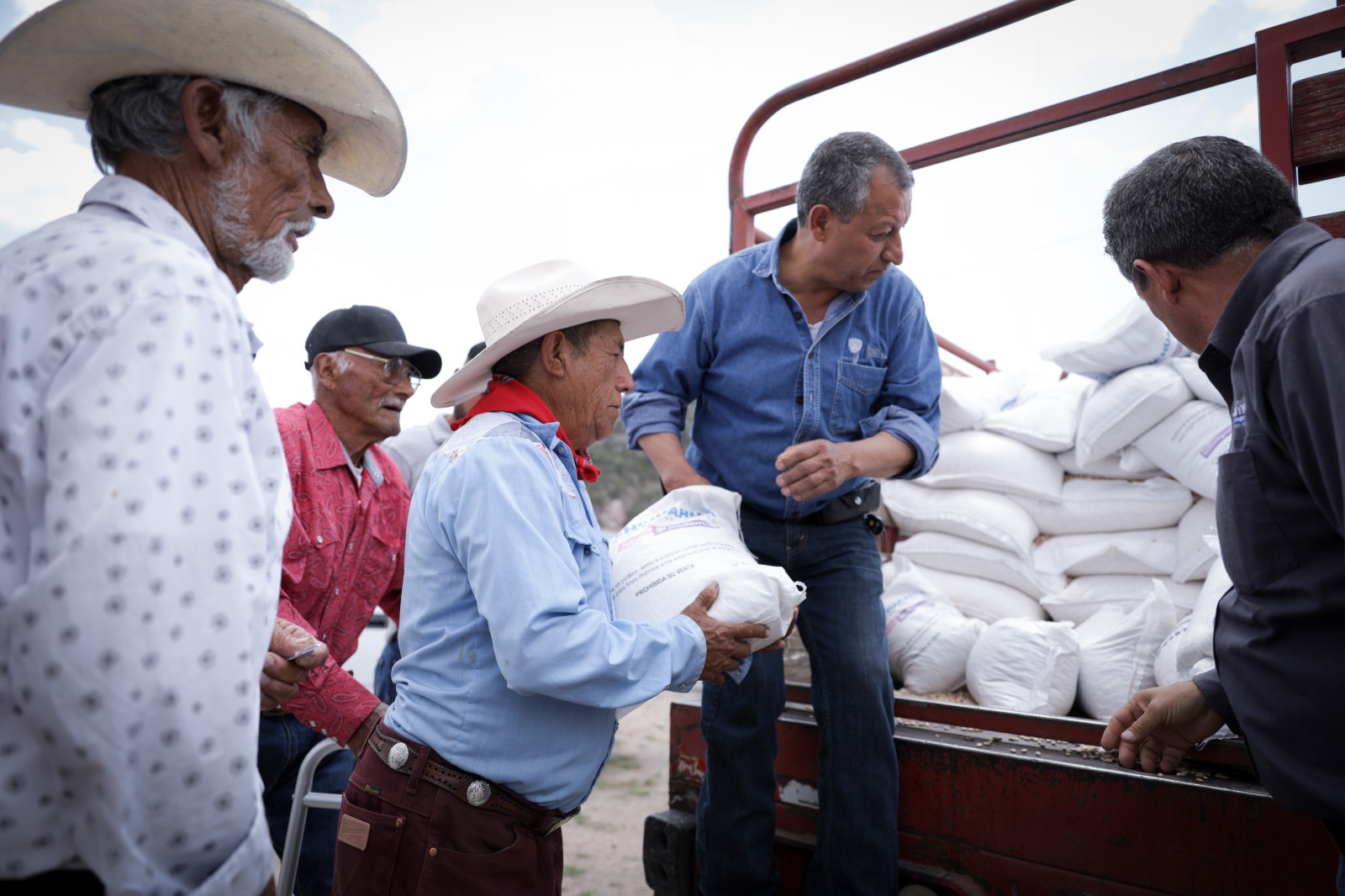 Entrega Gobierno Del Estado Apoyos Alimenticios En Beneficio De 250 ...