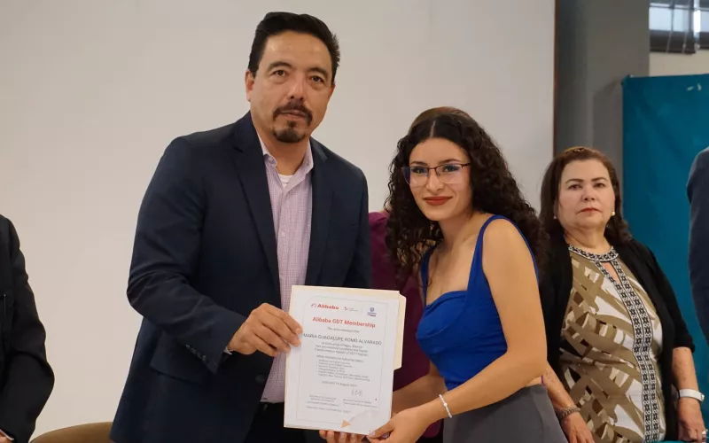 Profesionalizan a 20 estudiantes de la UT Paso del Norte en ...